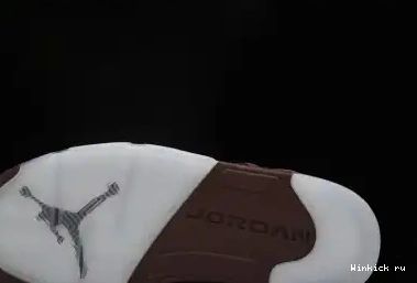5 Air “Burgundy” Jordan 0601